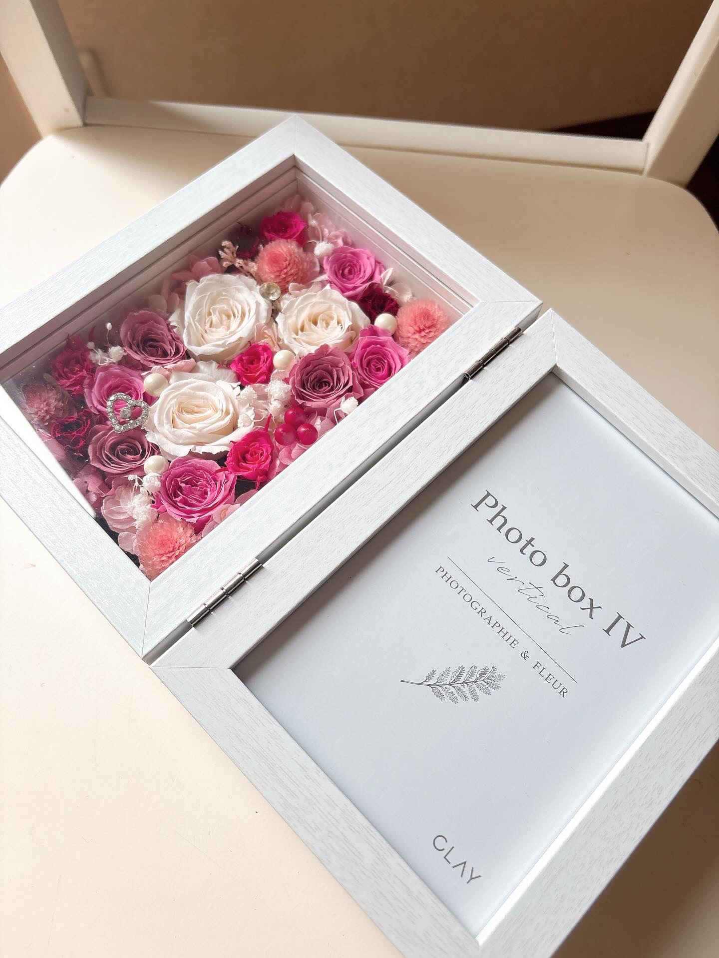 お花の写真立て(参考価格 11,000円)の画像